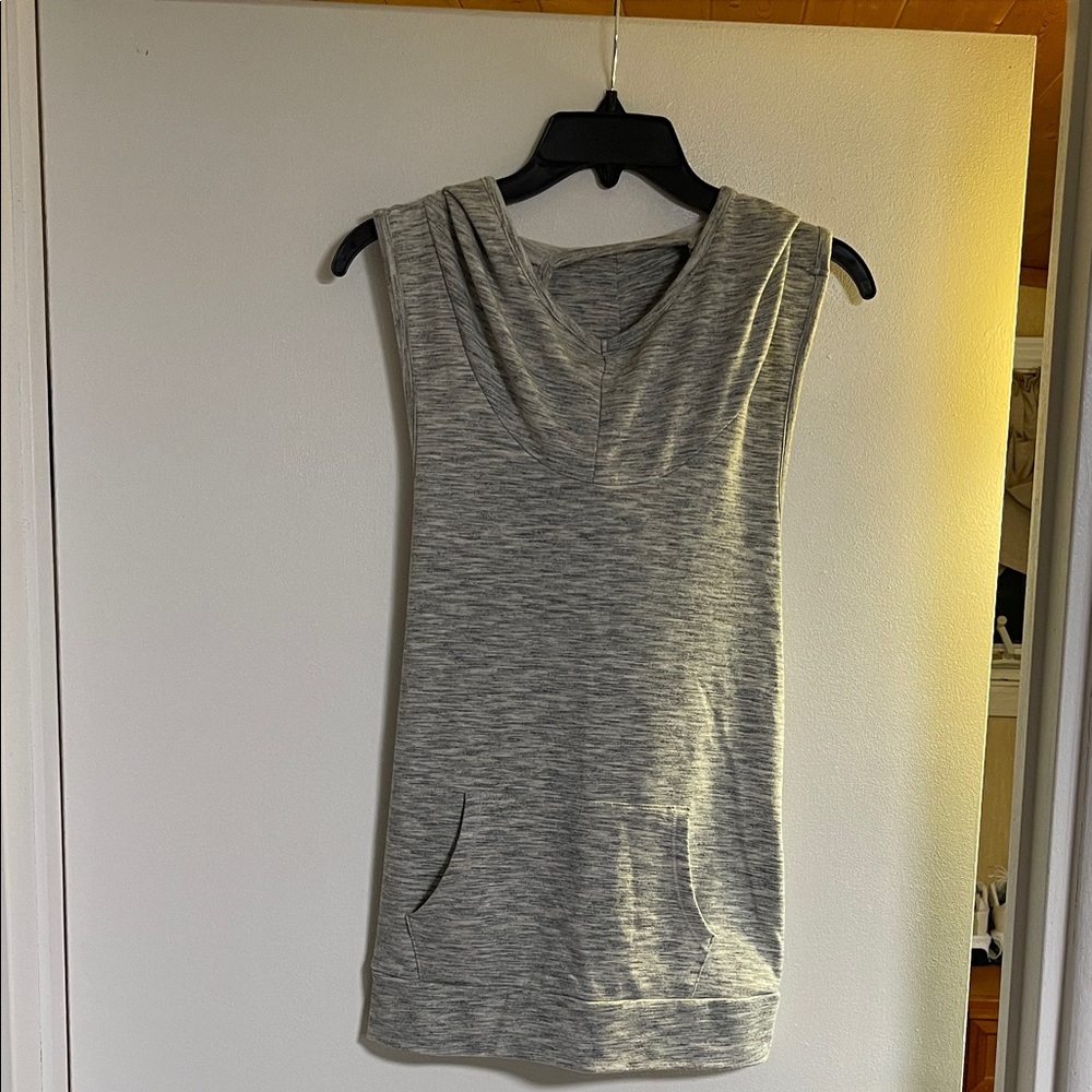 Mossimo Supply Co. Gray Sleeveless Hoodie